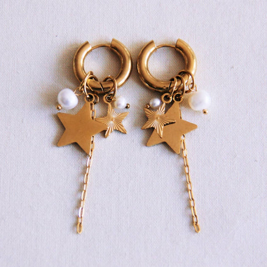 Creolen-Ohrring mit Sternen, Perle und Kette - Gold