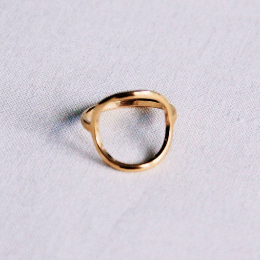 Ring mit offener Rundung